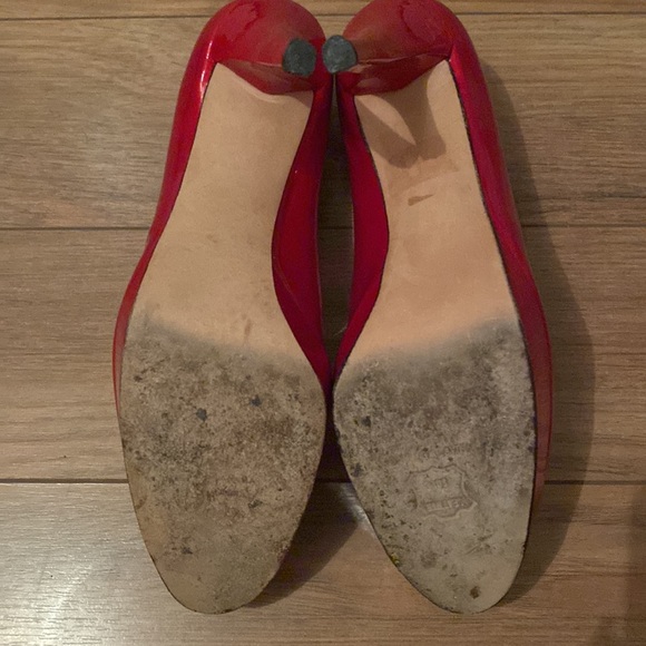 Stuart Weitzman patent leather pumps - excellent condition - Picture 7 of 8